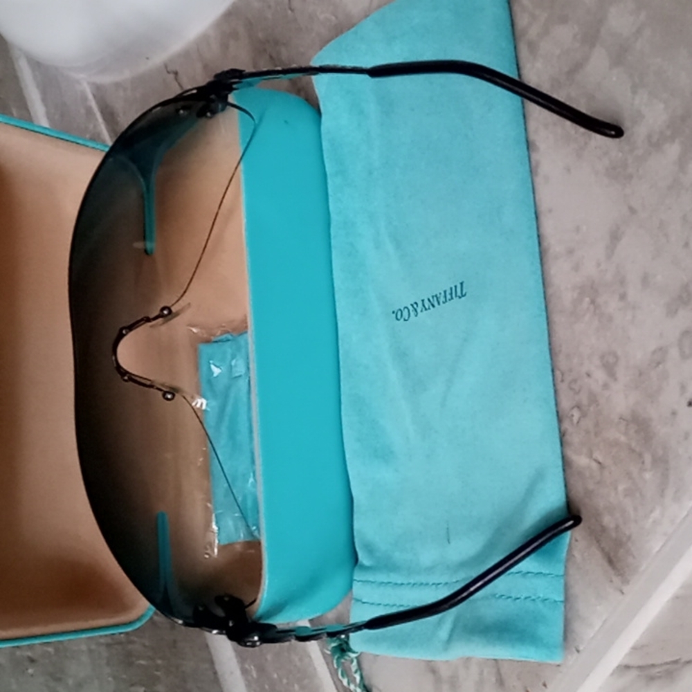 Authentic Versace Sunglasses - image 6